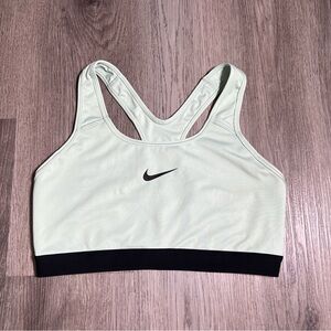 Nike Women's Nike Pro Classic Padded Green Sports Bra 849699-321 Size L Support
